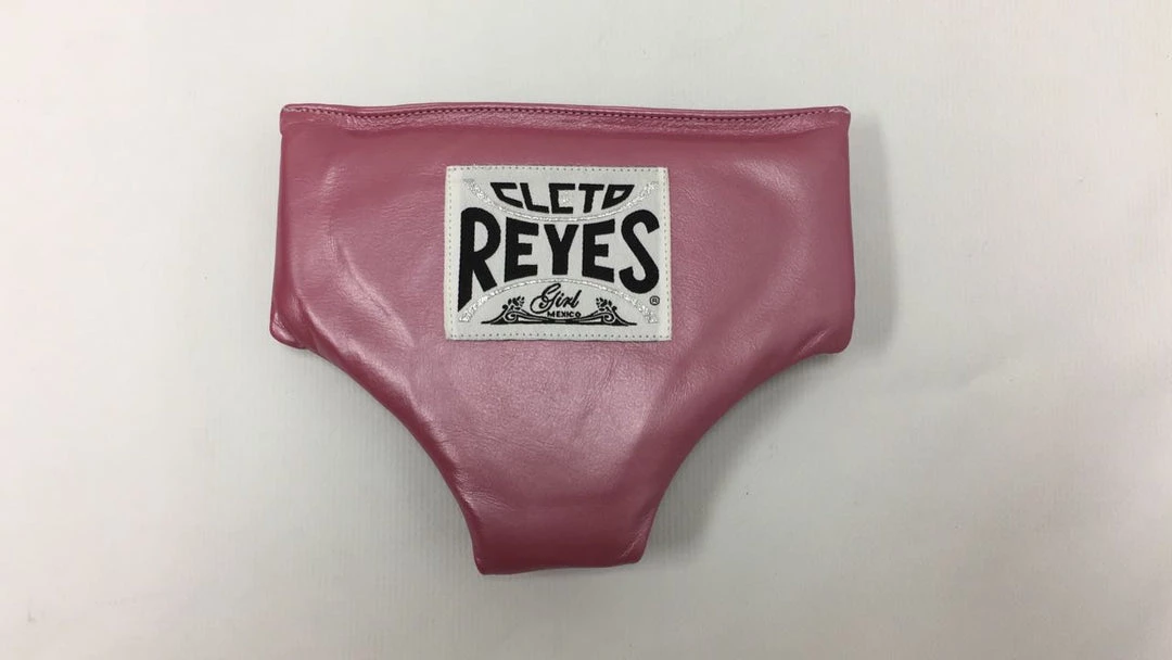 Pro Boxing Supplies Protective Cleto Reyes Female Pelvic Protector 2 Pro Boxing Supplies Protective Cleto Reyes Female Pelvic Protector